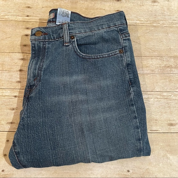 Host Pick! Levi’s 515 Jeans size 12S - Picture 2 of 10